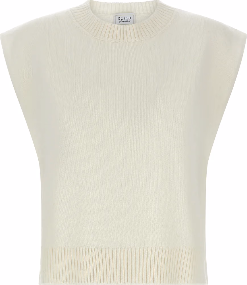 BE YOU White Cashmere Sleeveless Jacket